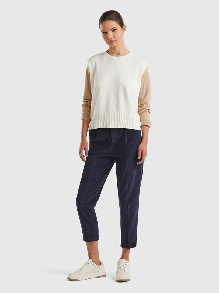 SLEEVELESS SWEATER Women image number 3
